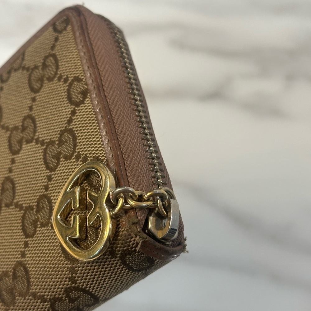 Gucci Brown Monogram Continental Wallet with Gold Charm - Picture 3 of 7